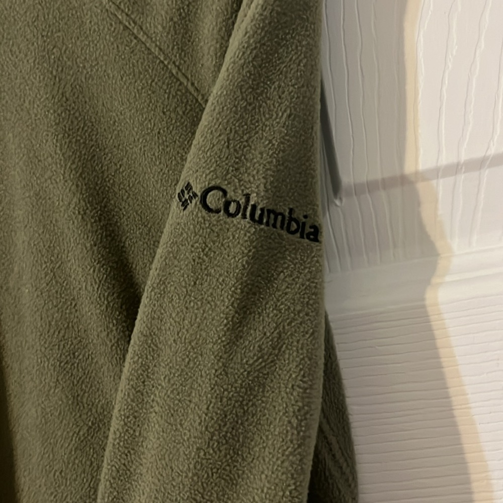 Columbia - Picture 2 of 3